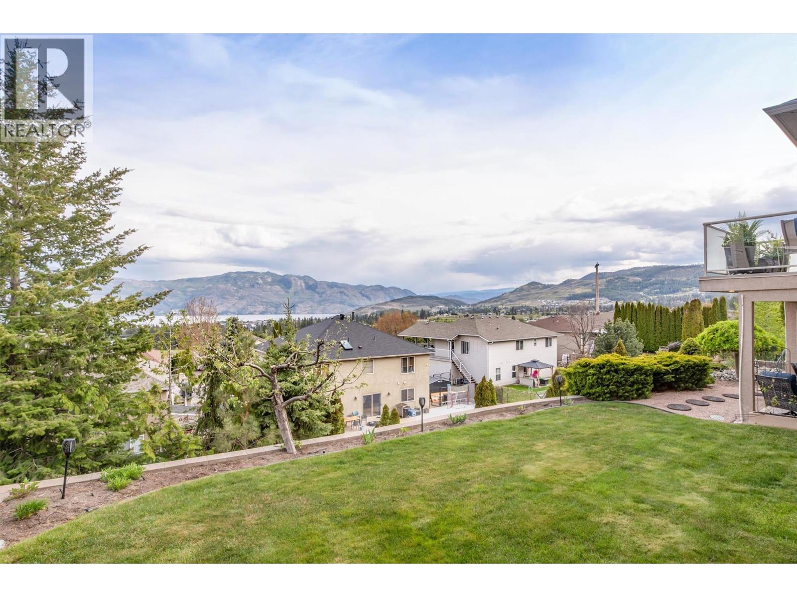  2573 Copper Ridge Drive, West Kelowna