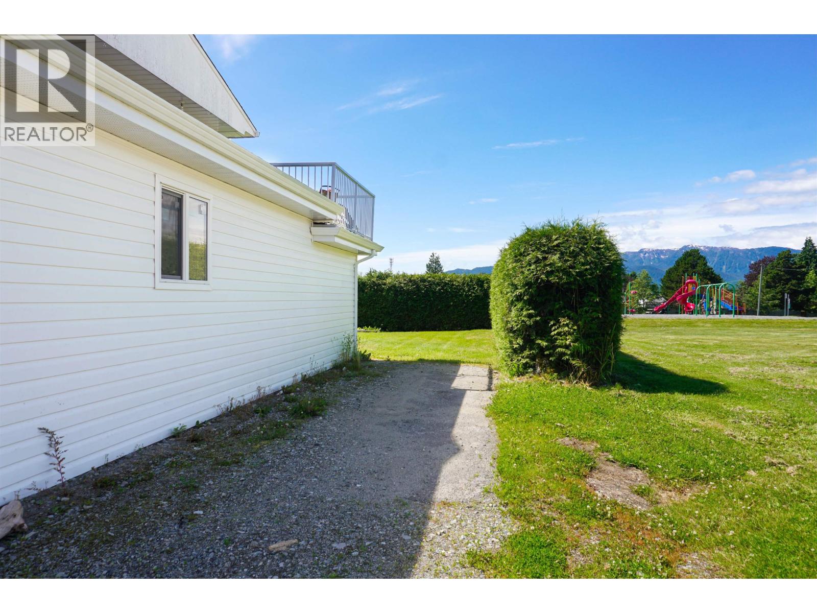 22 HERON STREET - 6