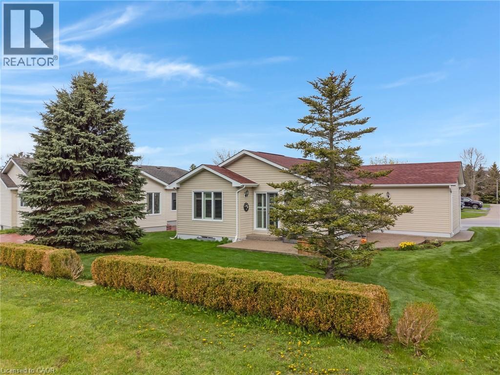 168 GLENARIFF Drive, Freelton, Ontario, L8B1A5 — Photo 4