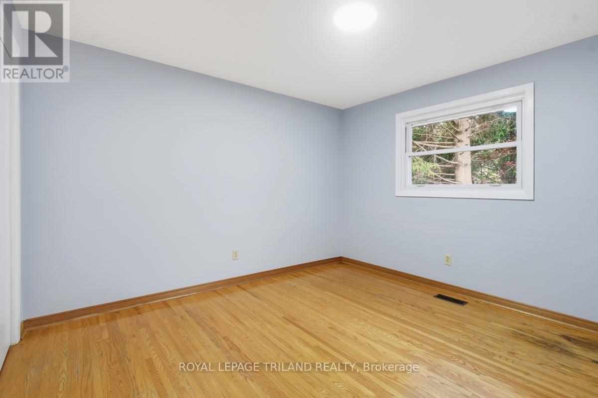 1281 VICTORIA DRIVE - 15