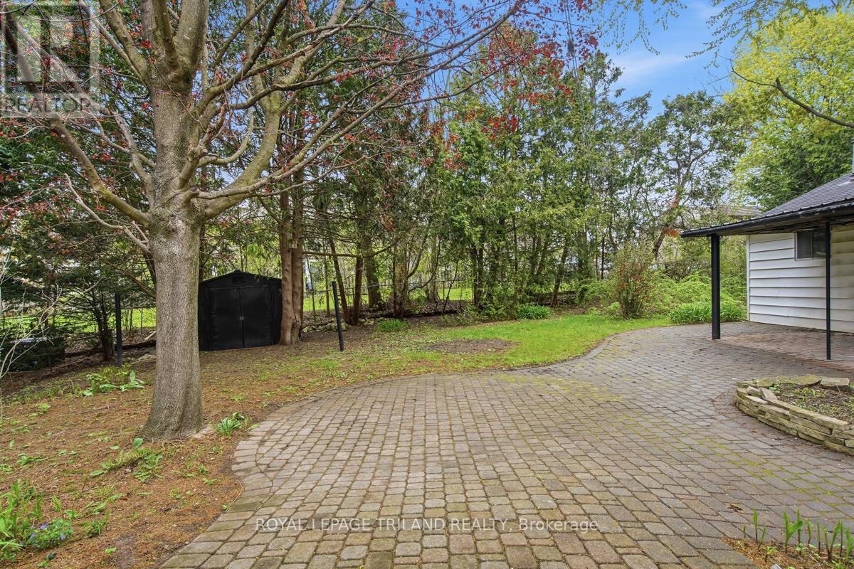 1281 VICTORIA DRIVE - 35