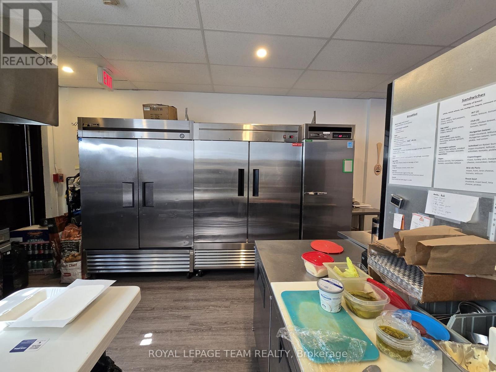 Business for Sale in Ottawa – 274 ELGIN STREET, Ottawa – MLS# X13064496 - Image 10