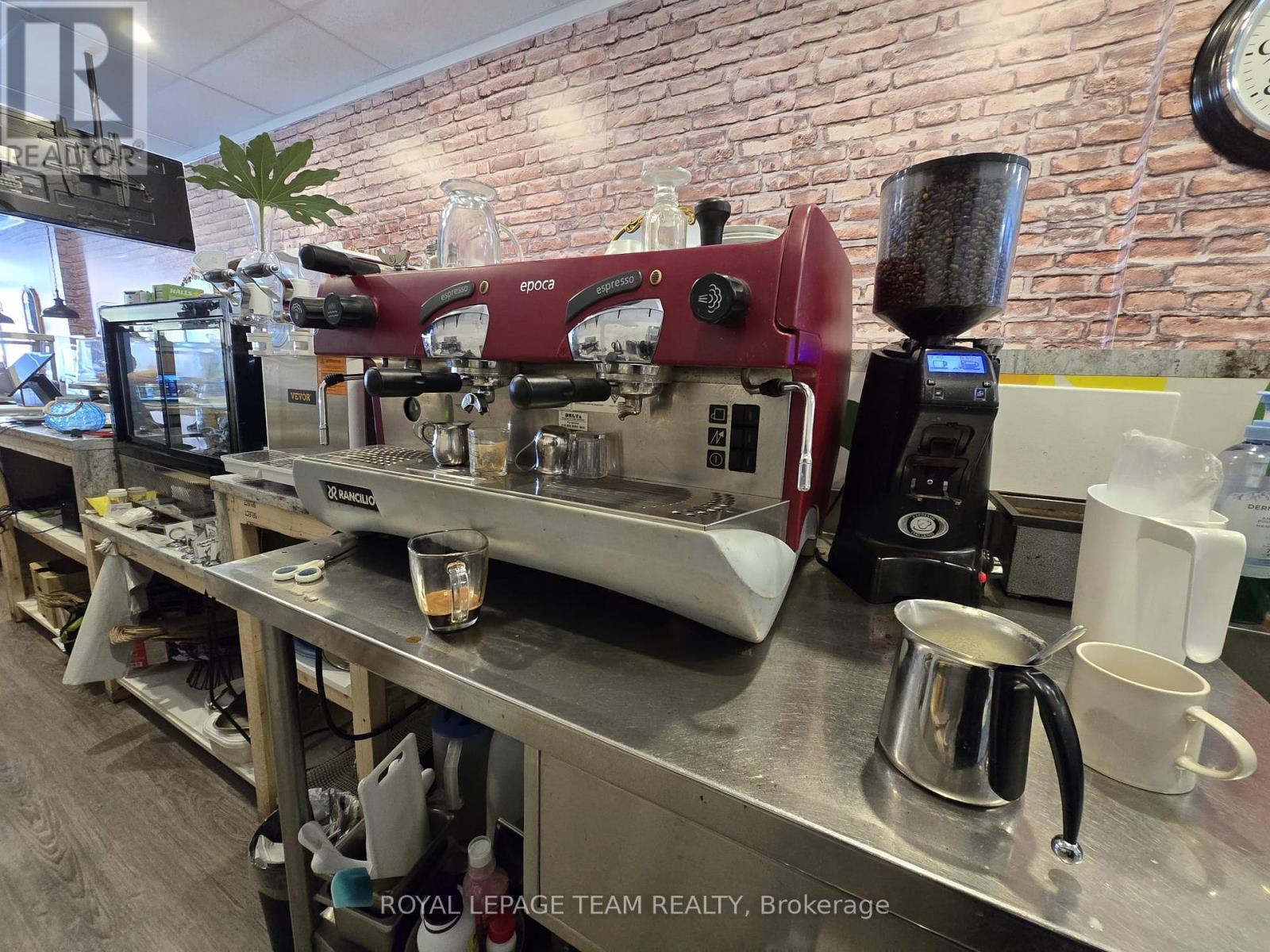 Business for Sale in Ottawa – 274 ELGIN STREET, Ottawa – MLS# X13064496 - Image 7