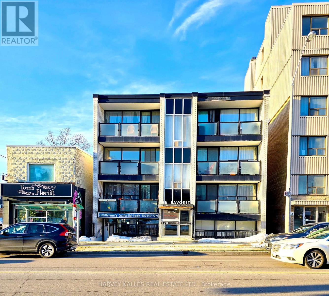 Listing photo of 4 - 570 EGLINTON AVENUE W