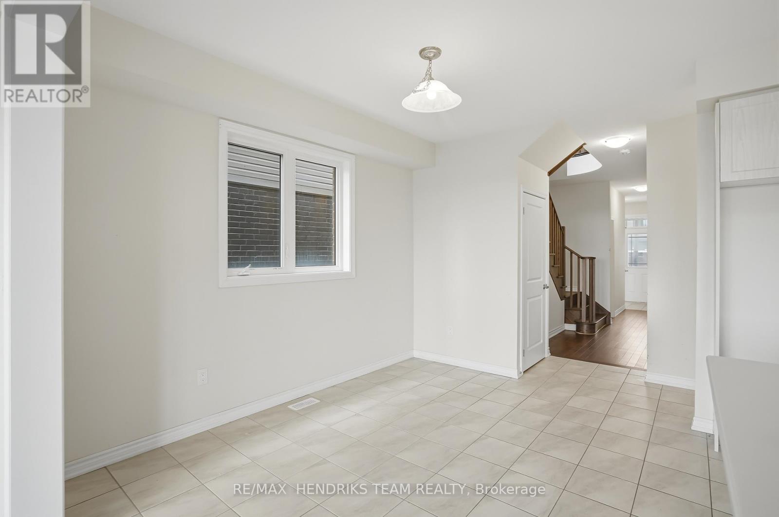 400 BARKER PARKWAY - 11