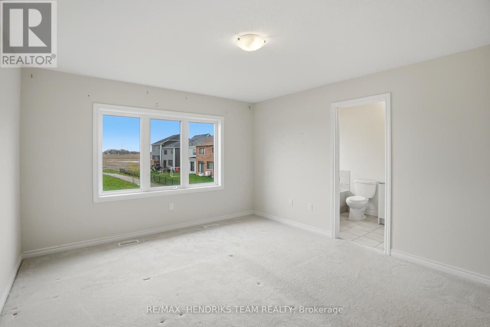 400 BARKER PARKWAY - 15