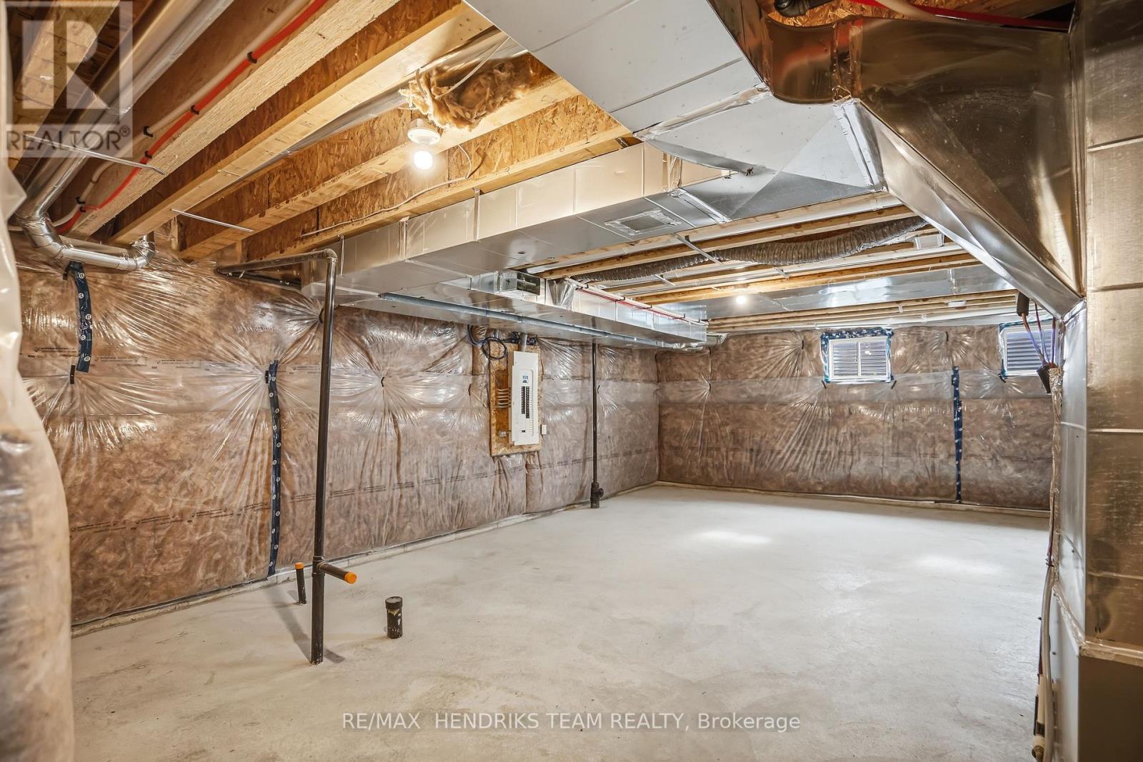 400 BARKER PARKWAY - 23