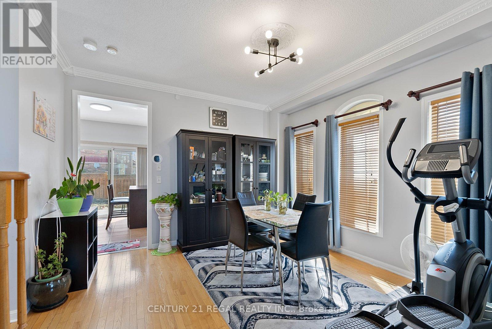 664 FRED MCLAREN BOULEVARD - 11