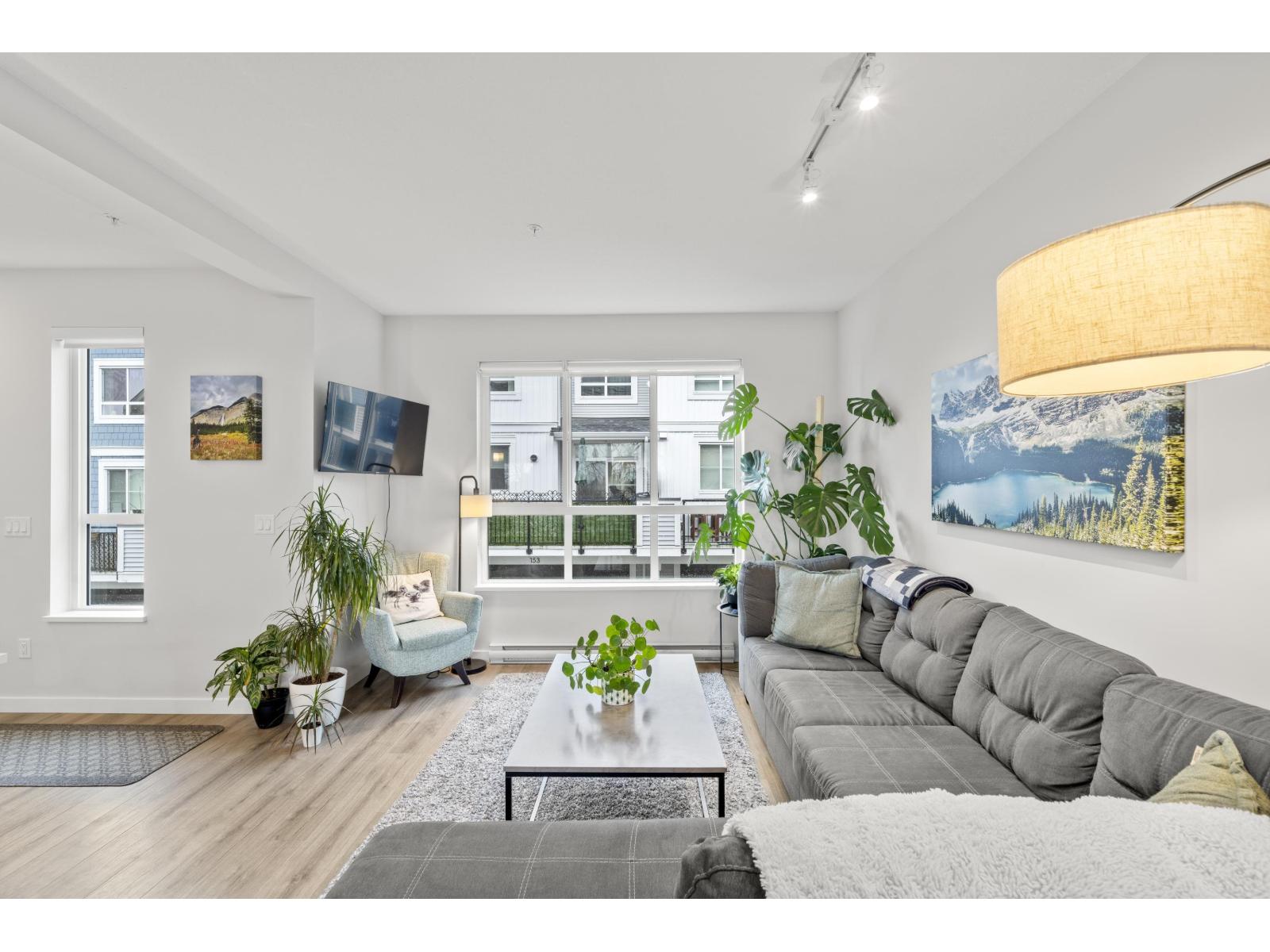 44 8335 NELSON STREET, Mission
