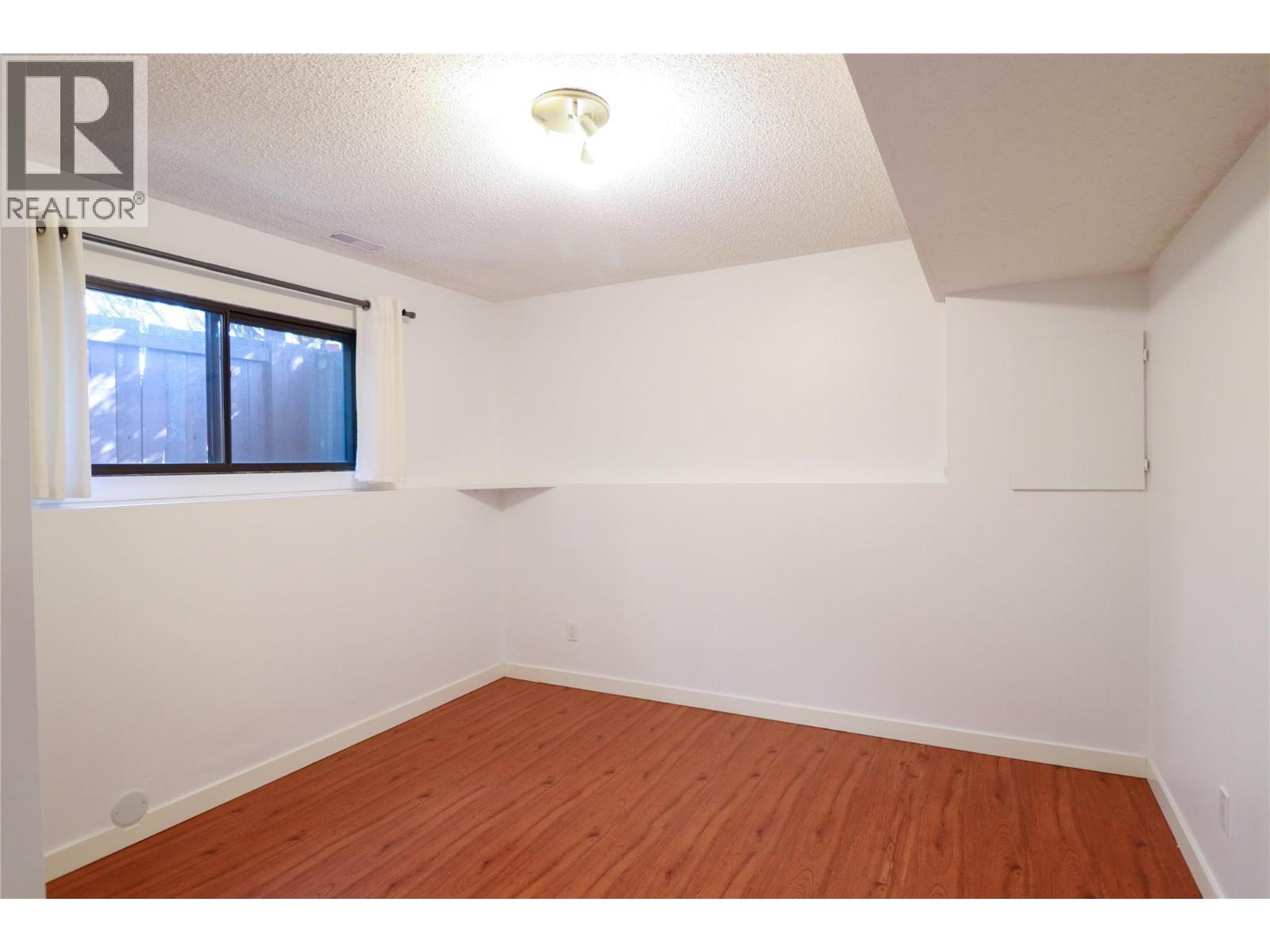  115 Phoenix Avenue, Penticton