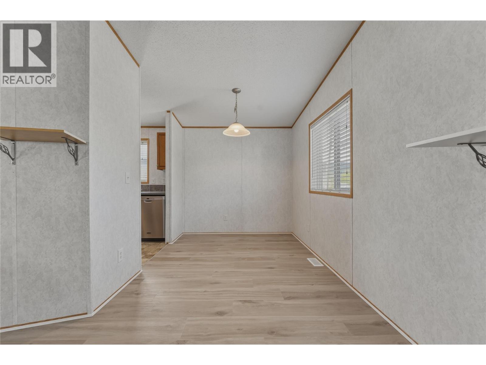 2554 Willow Park Road - 9