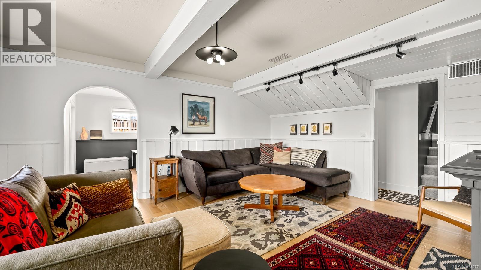 231 Stafford Ave - 31