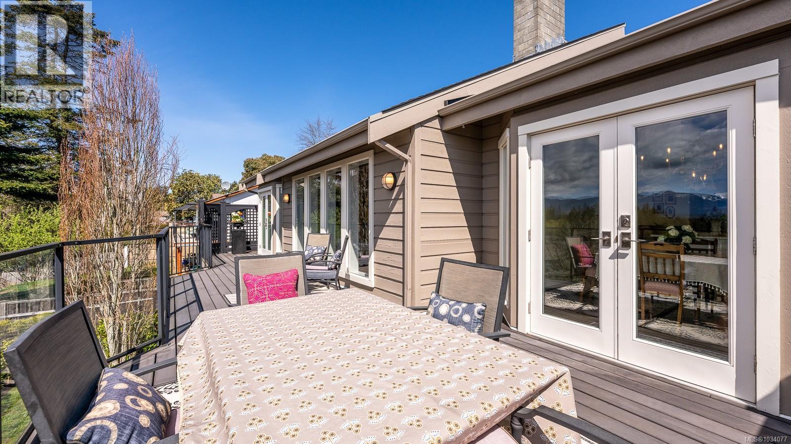 231 Stafford Ave - 43