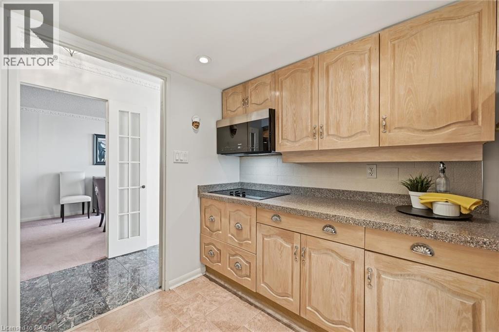 2170 MARINE Drive Unit# 1808, Oakville, Ontario, L6L5V1 — Photo 23