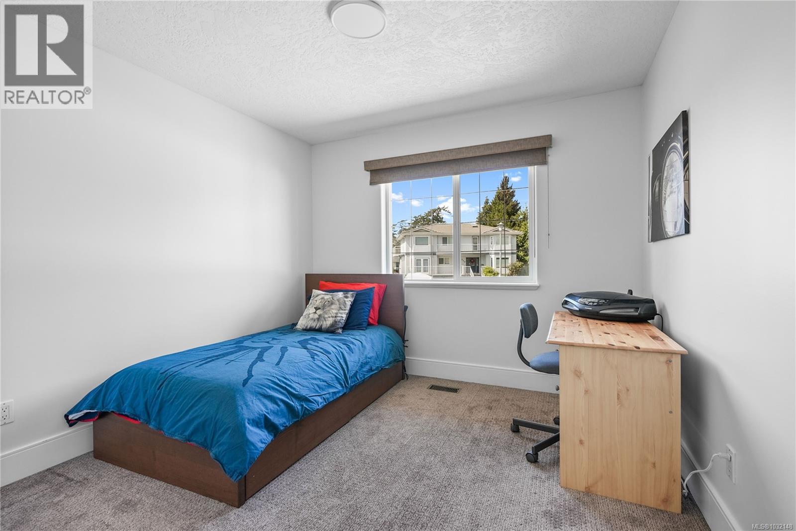  517 Pamela Place, Saanich
