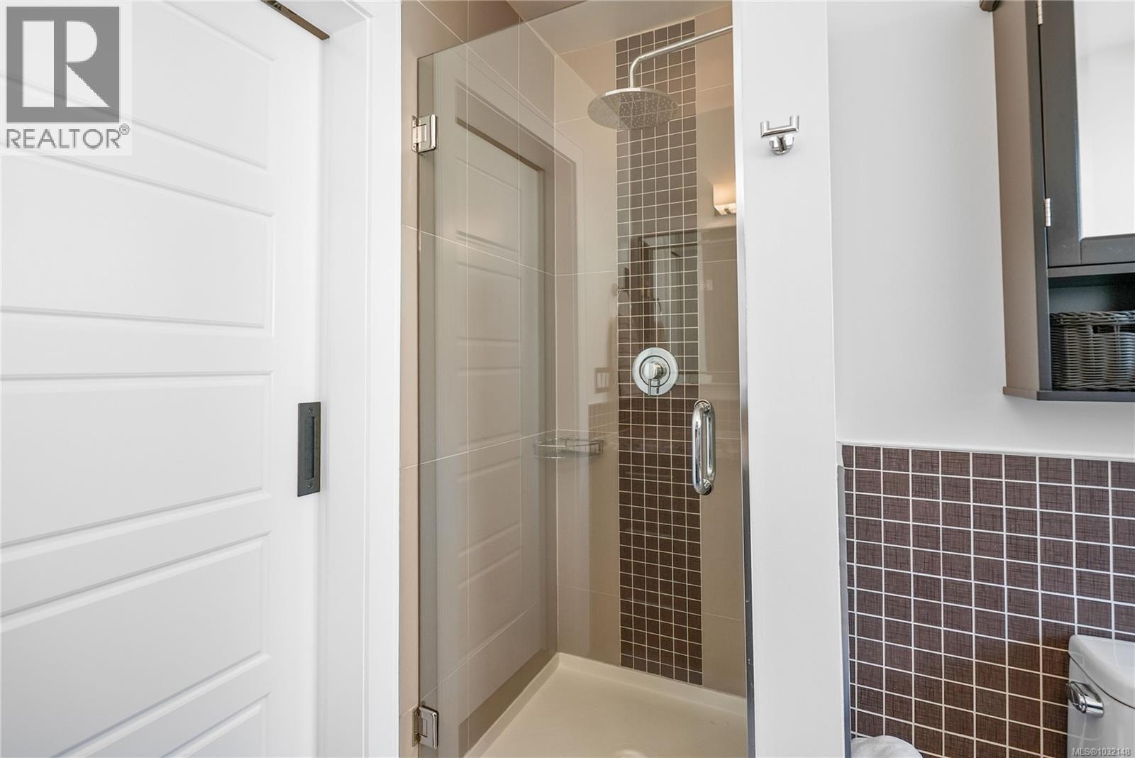  517 Pamela Place, Saanich