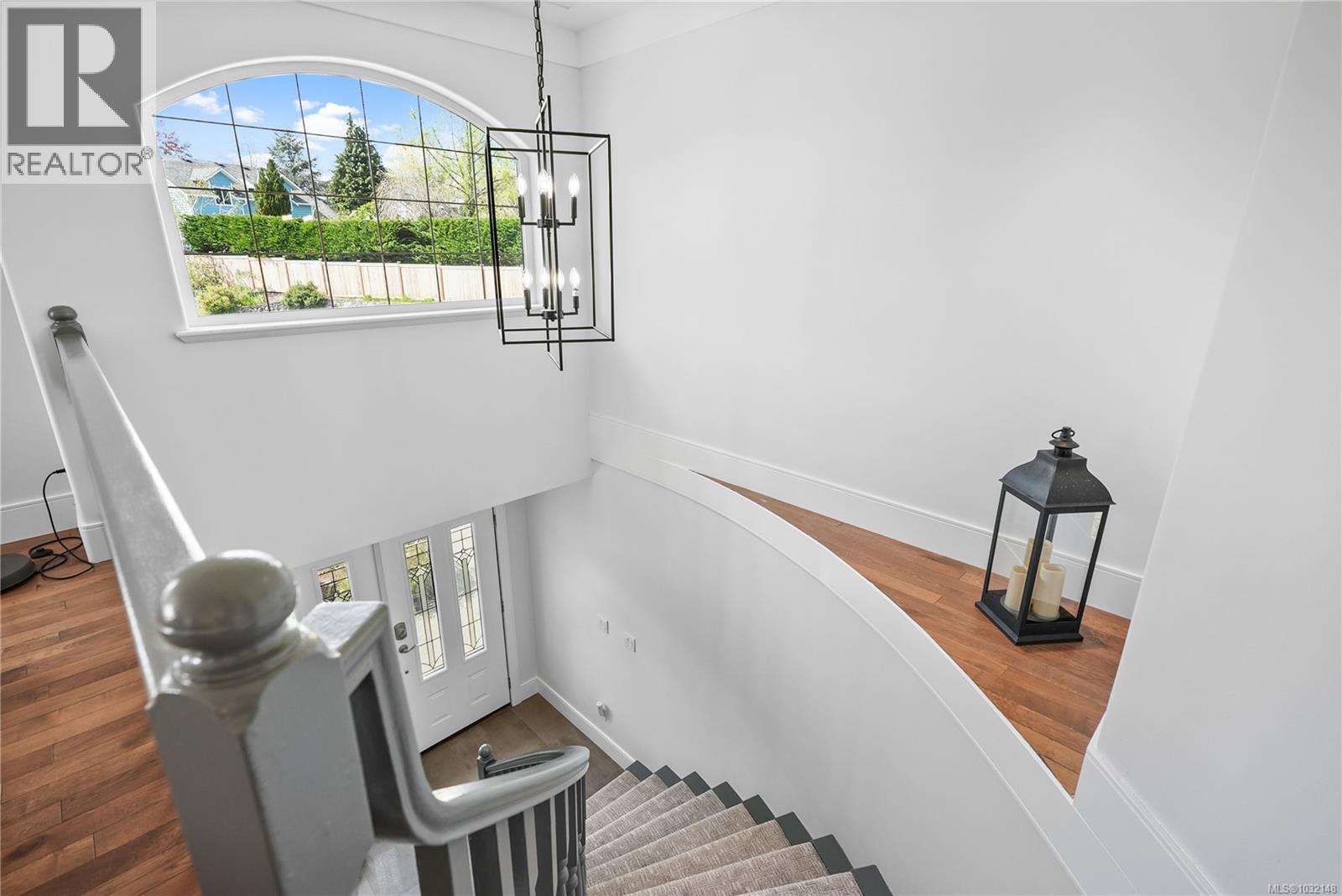  517 Pamela Place, Saanich