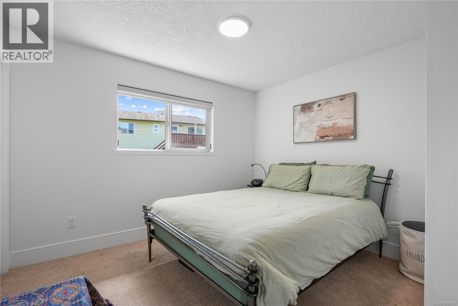  517 Pamela Place, Saanich