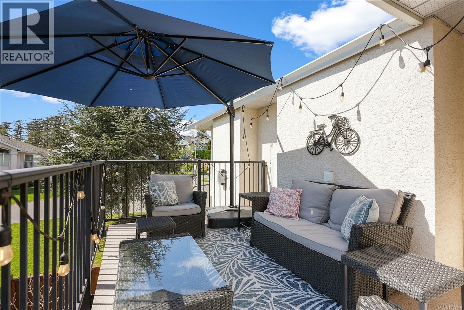  517 Pamela Place, Saanich