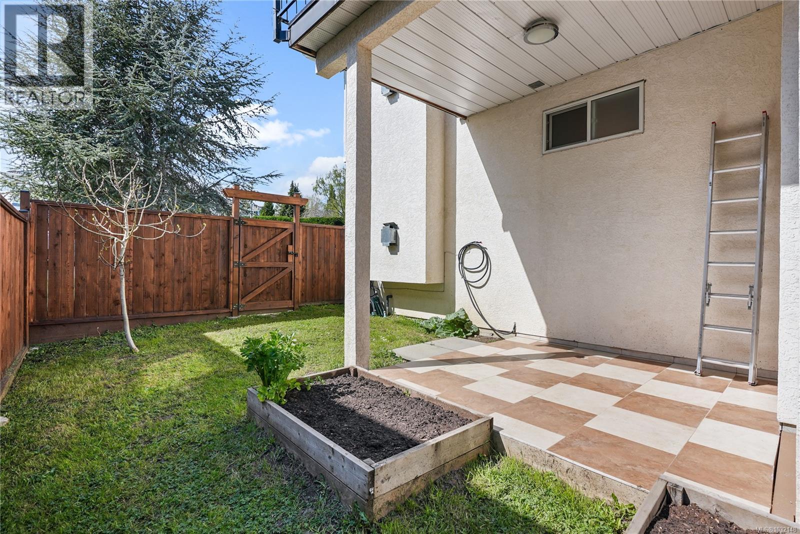  517 Pamela Place, Saanich