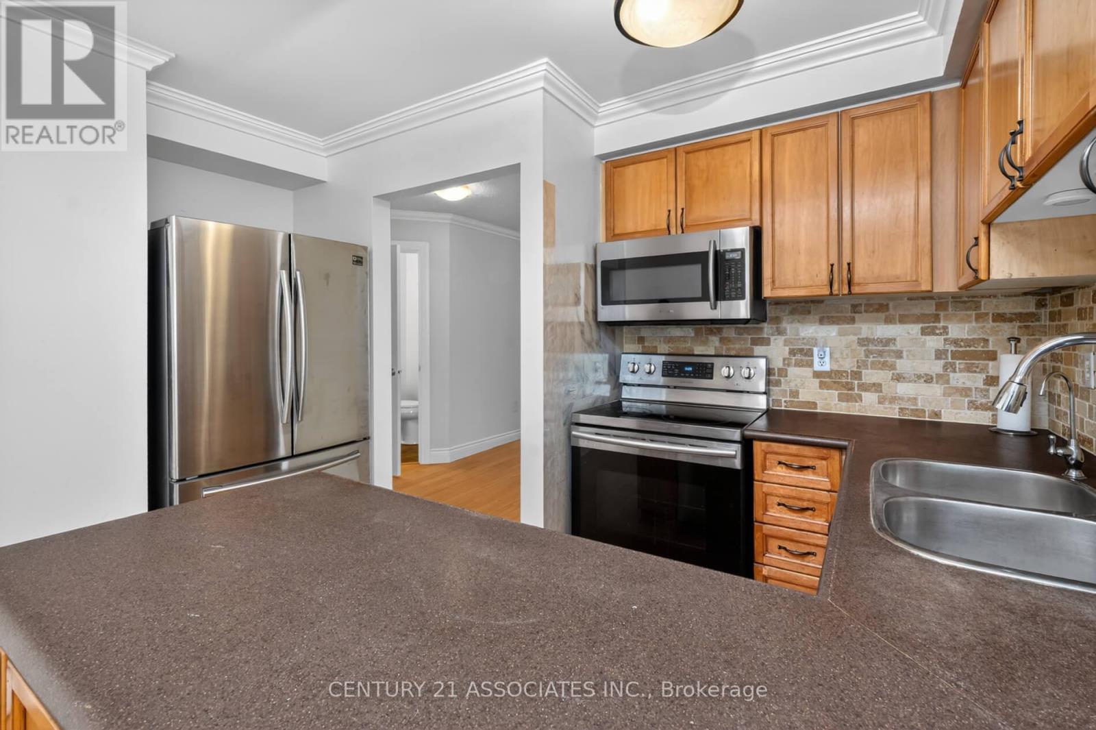 1817 WOODGATE COURT - 16