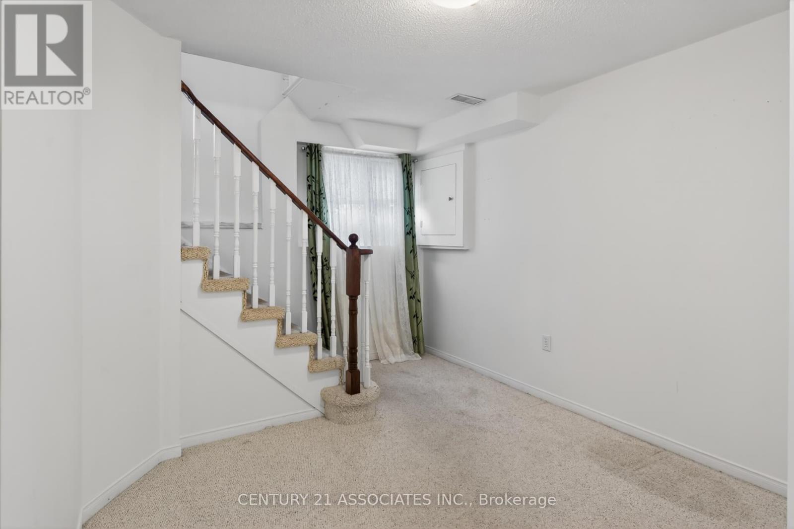 1817 WOODGATE COURT - 26