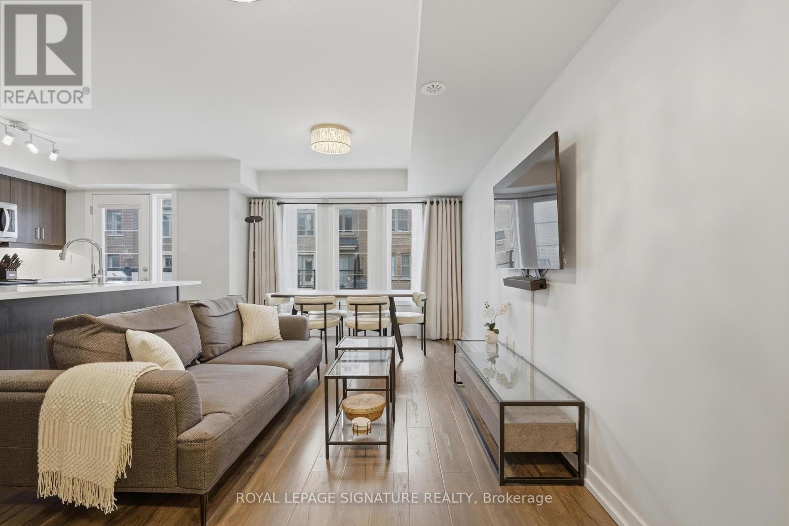 #50 2315 SHEPPARD AVENUE W - Image 3