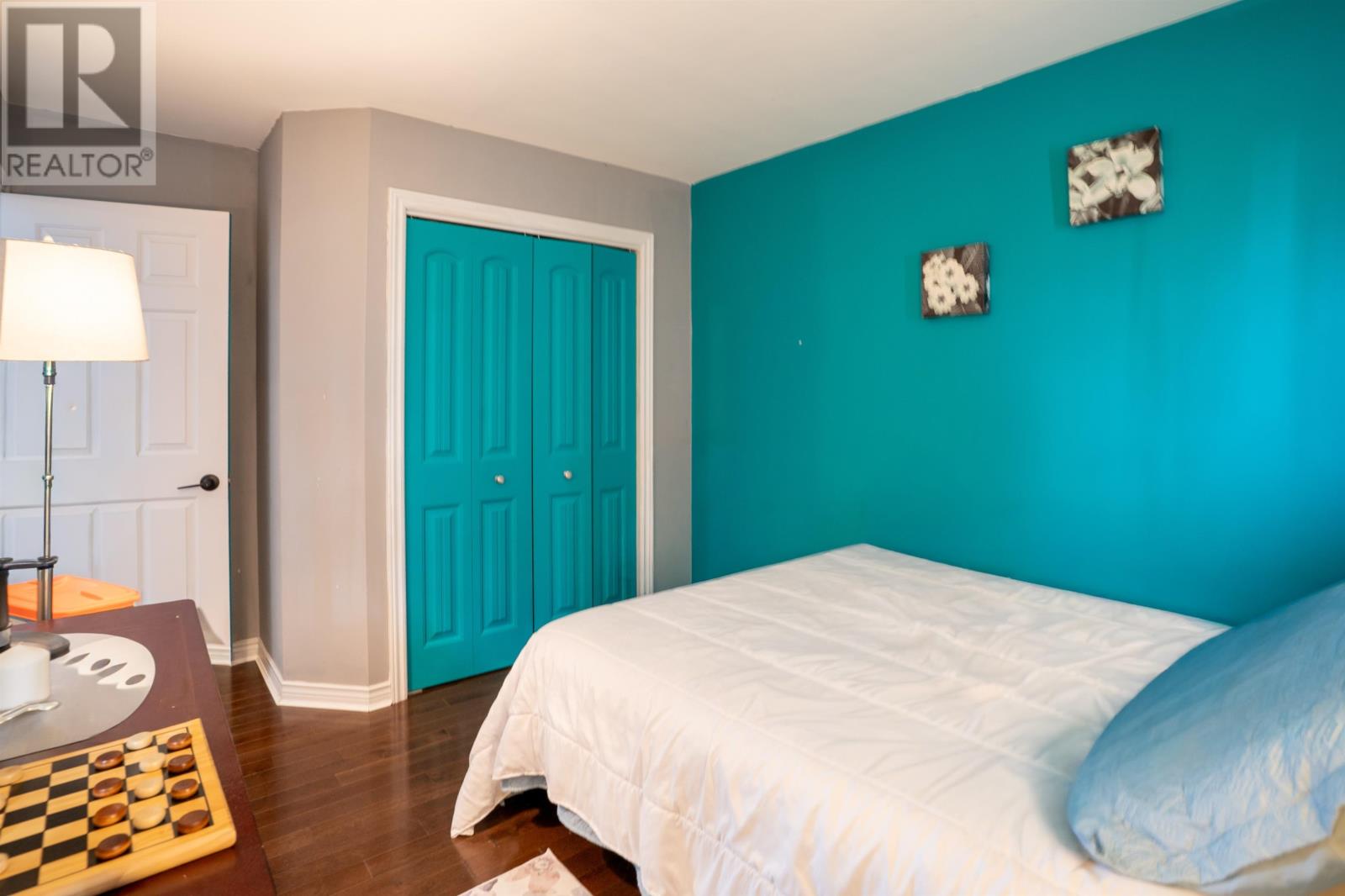 76 Pleasant Street - 27