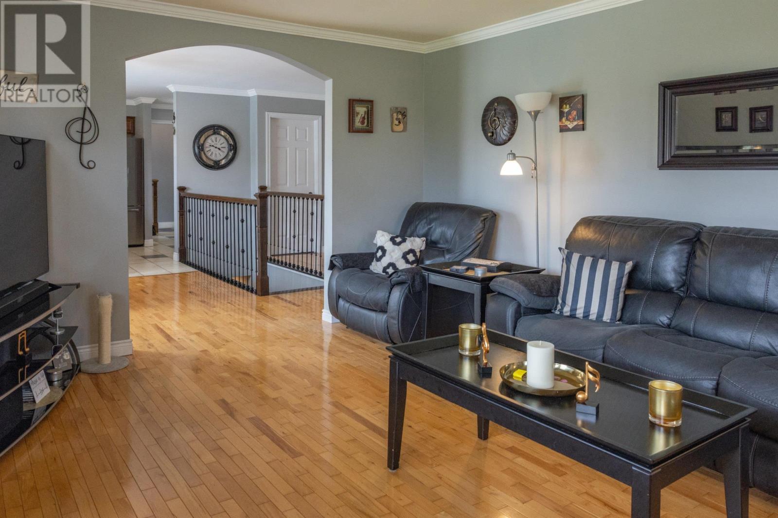 76 Pleasant Street - 20