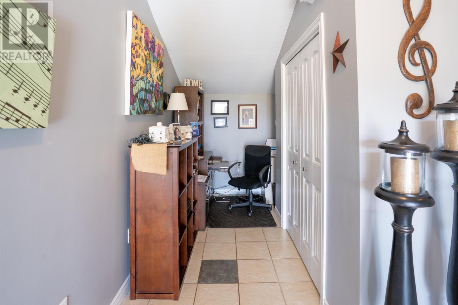 76 Pleasant Street - 9