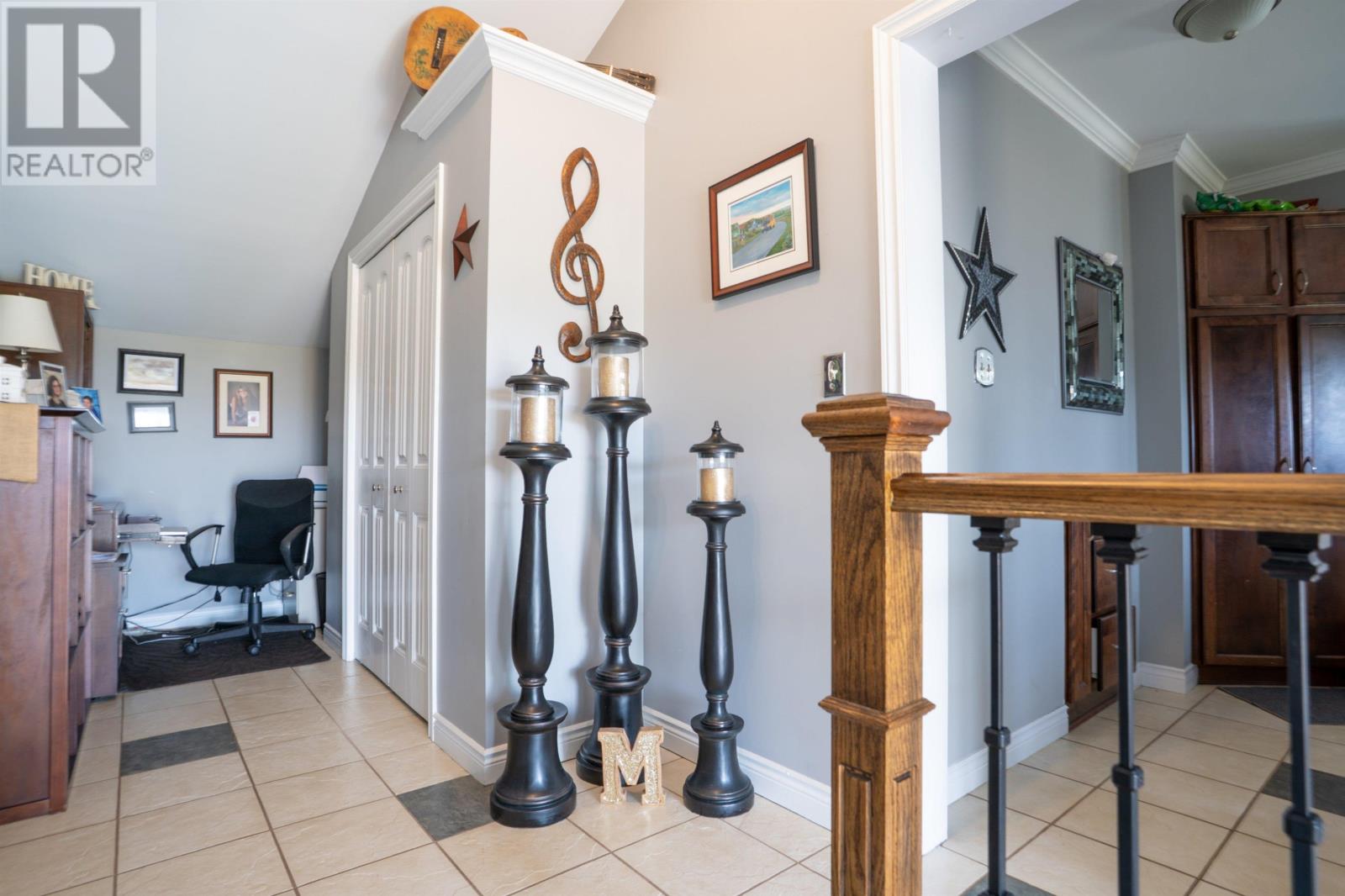 76 Pleasant Street - 8