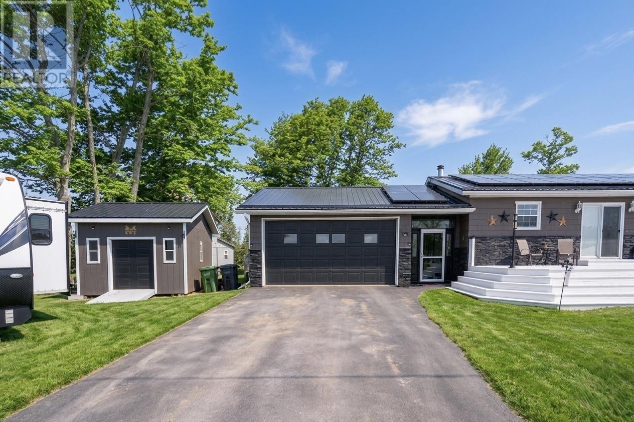 76 Pleasant Street - 39