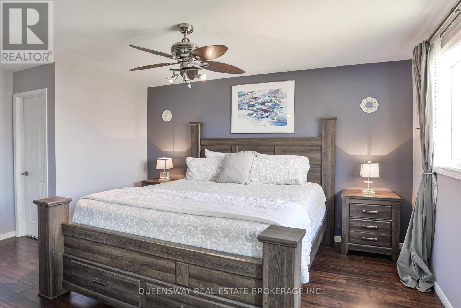 10 LEWIS DRIVE - 25