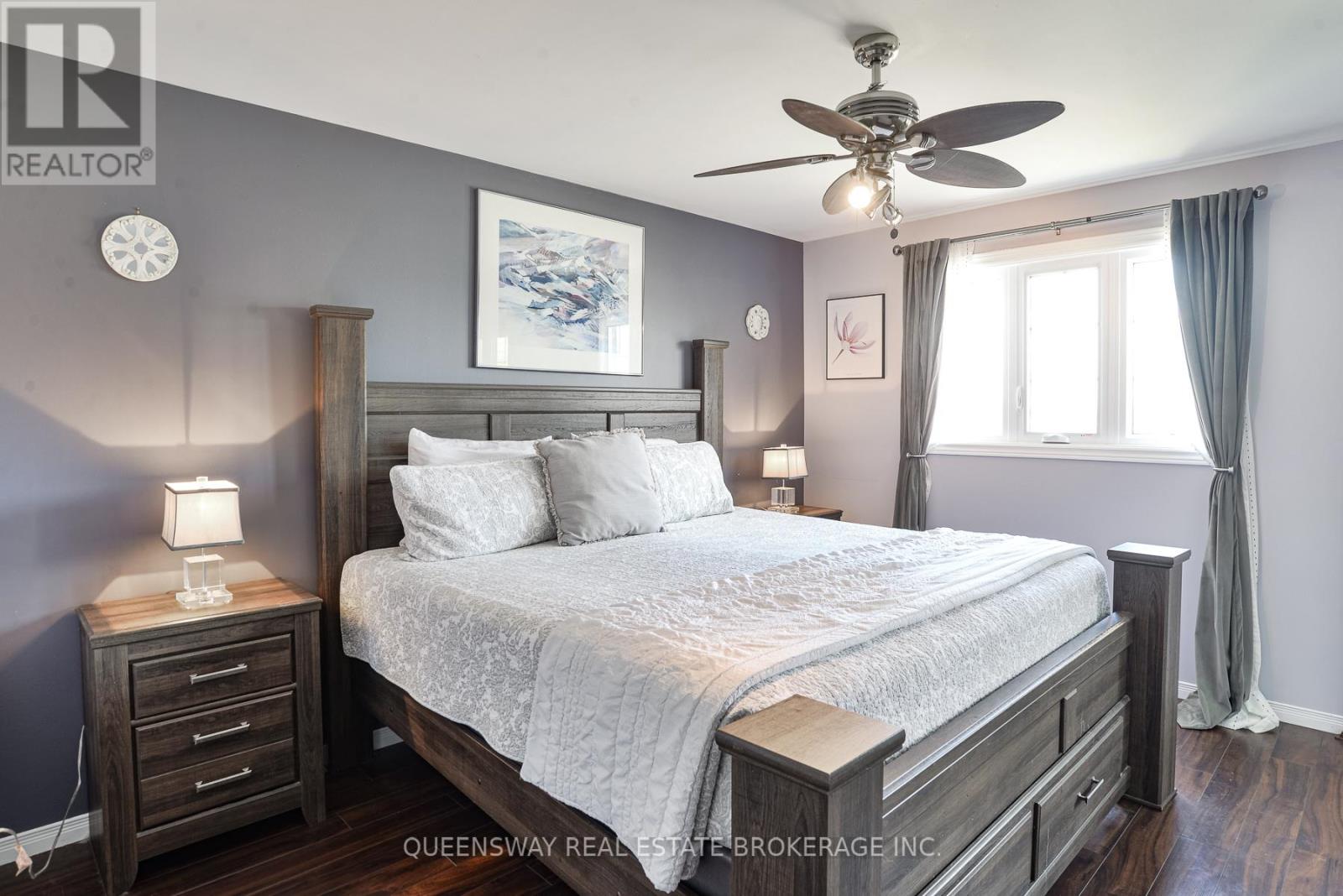 10 LEWIS DRIVE - 26
