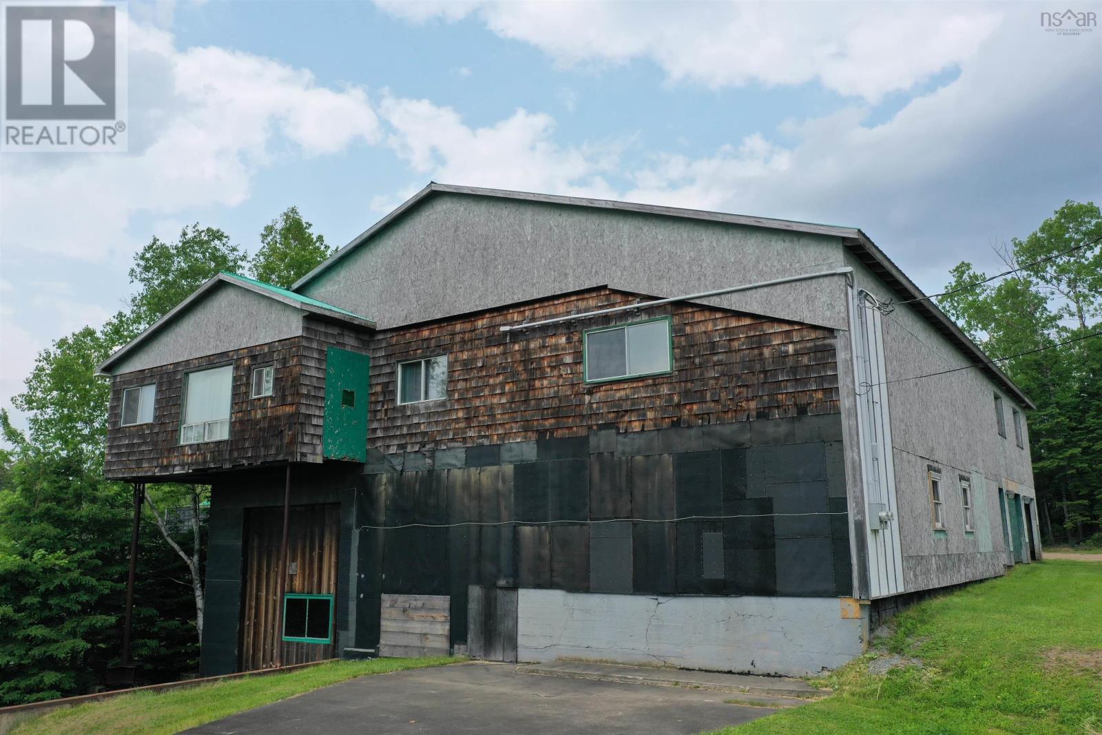 6185 Highway 4 - 8