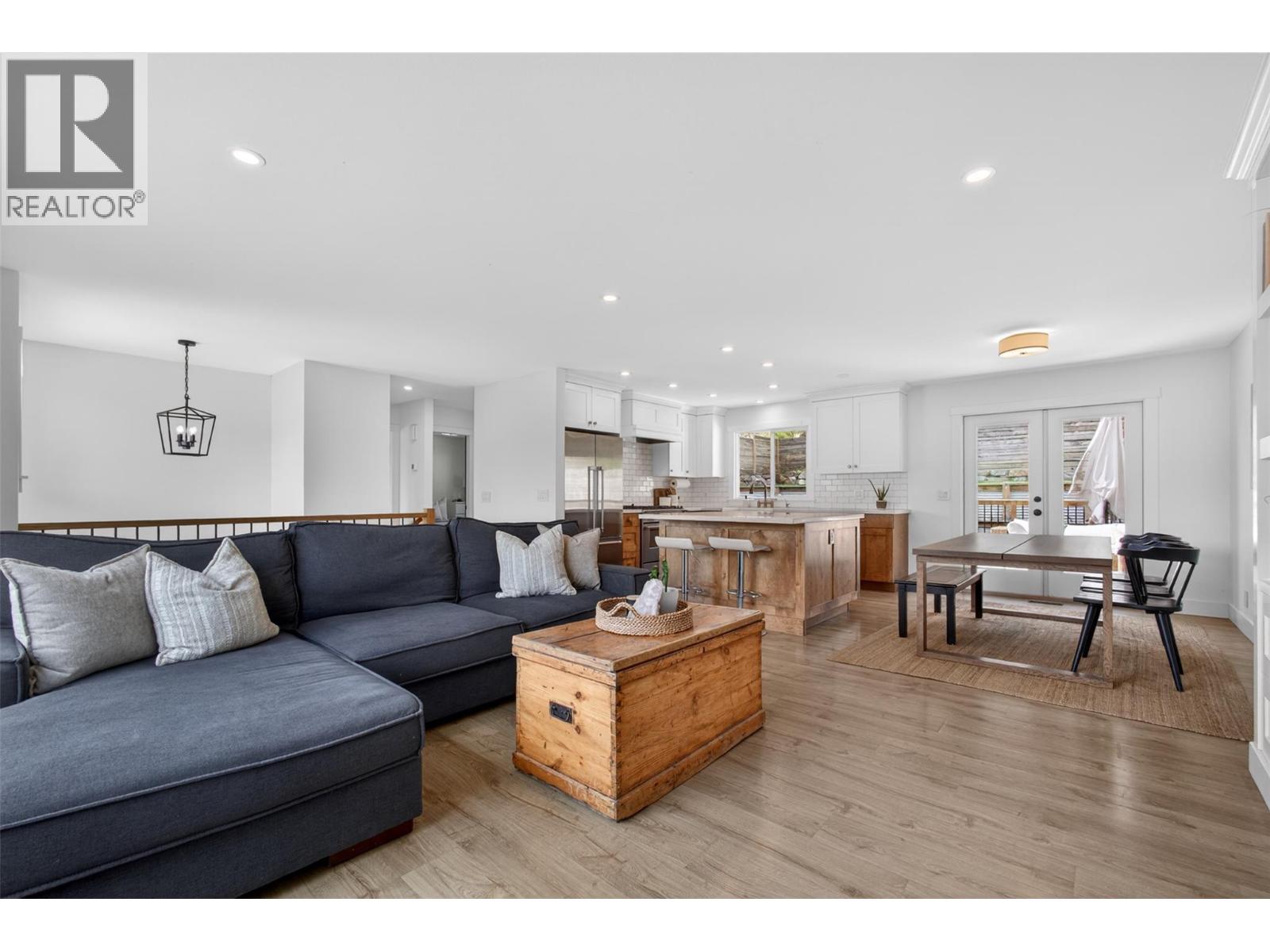  9742 Okanagan Centre Road East, Lake Country
