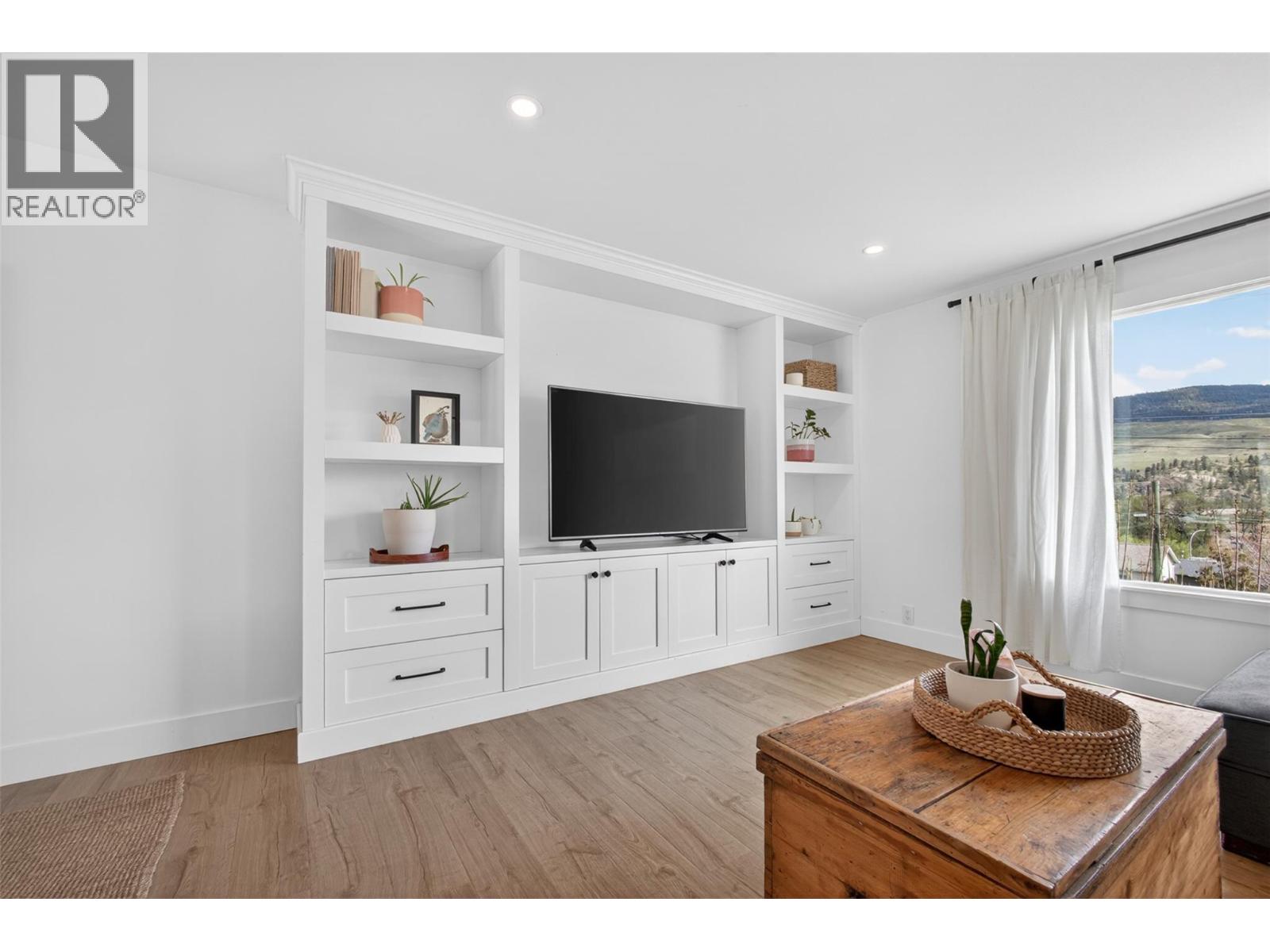  9742 Okanagan Centre Road East, Lake Country
