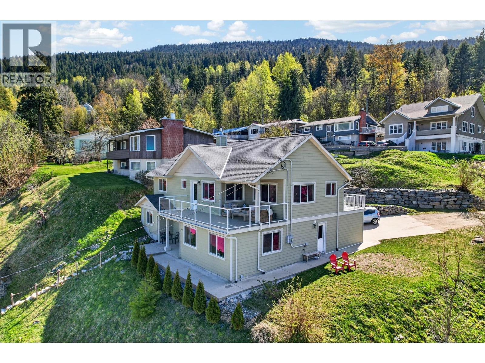 702 Richards Street - 65