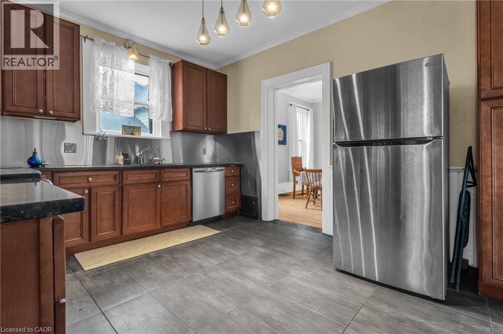 95 RIDDELL Street, Woodstock, Ontario, N4S6M2 — Photo 6
