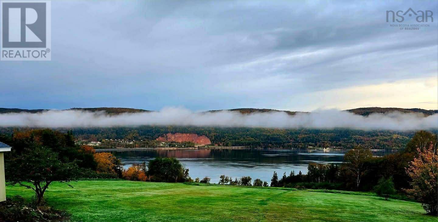 Property 8 of 41 of 868 Highway 105