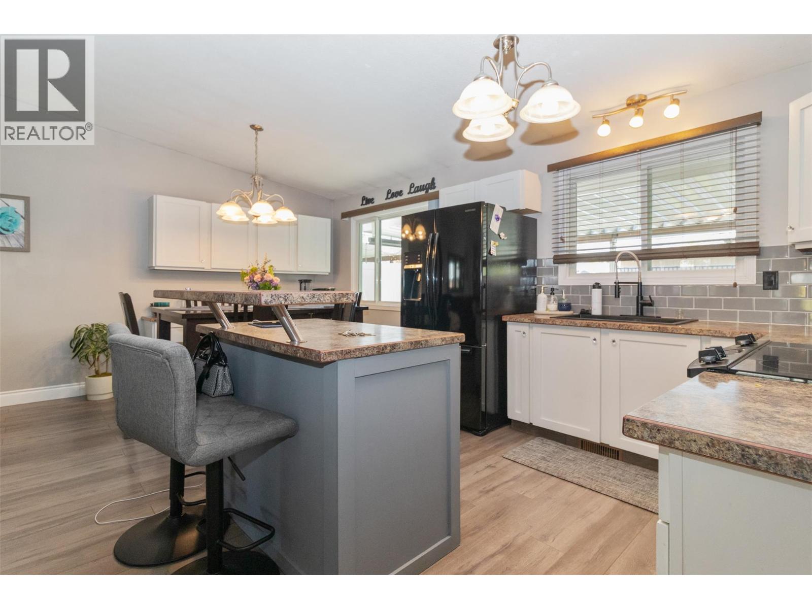  430 Dougall Road North, Kelowna