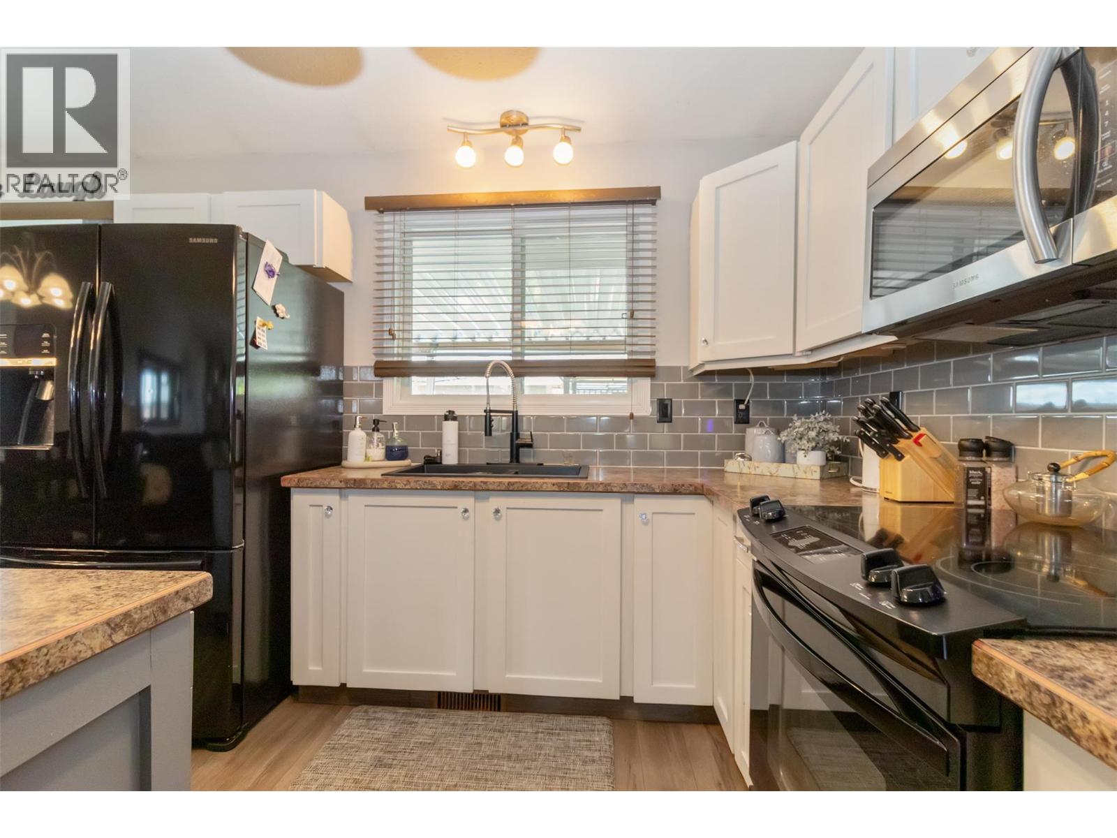  430 Dougall Road North, Kelowna