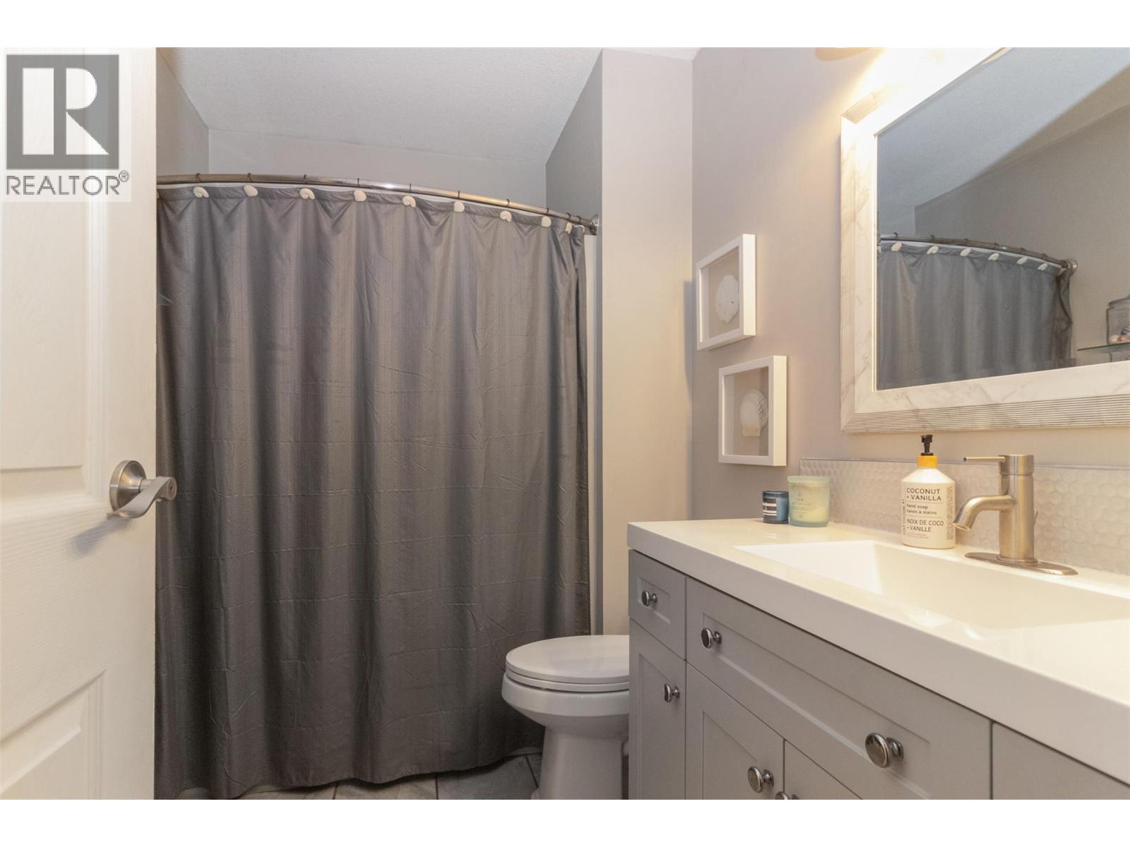  430 Dougall Road North, Kelowna