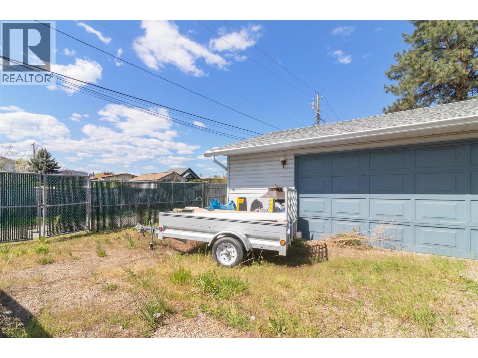  430 Dougall Road North, Kelowna