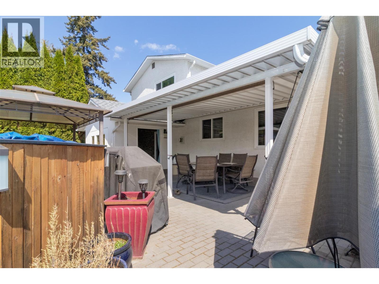  430 Dougall Road North, Kelowna