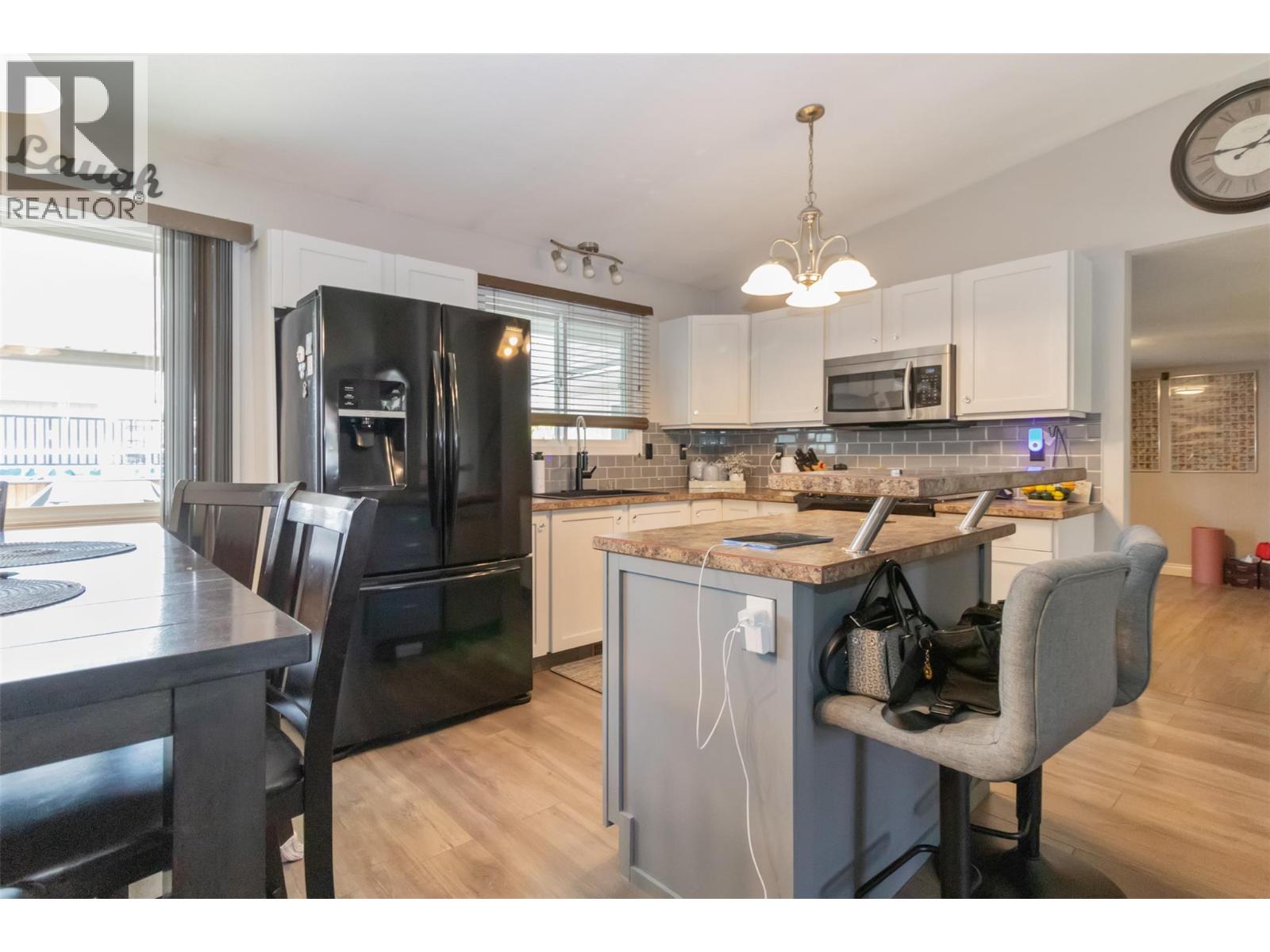  430 Dougall Road North, Kelowna