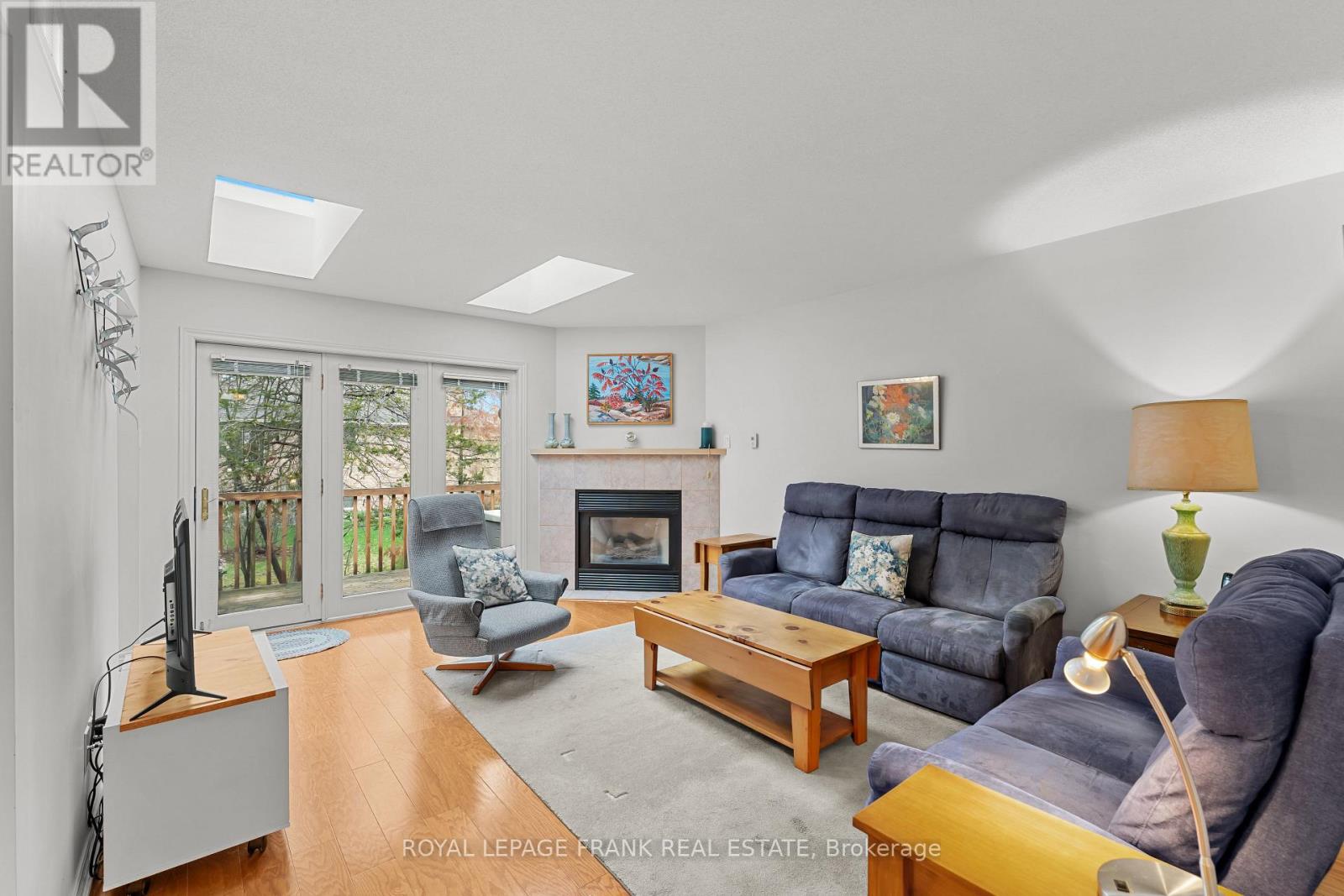 37 ISLAND BAY DRIVE - 11