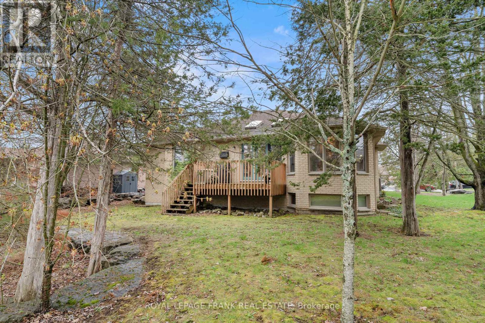 37 ISLAND BAY DRIVE - 32