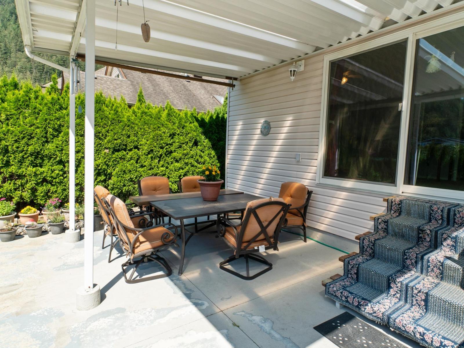 336 CHESTNUT AVENUE, Harrison Hot Springs, Harrison Hot Springs