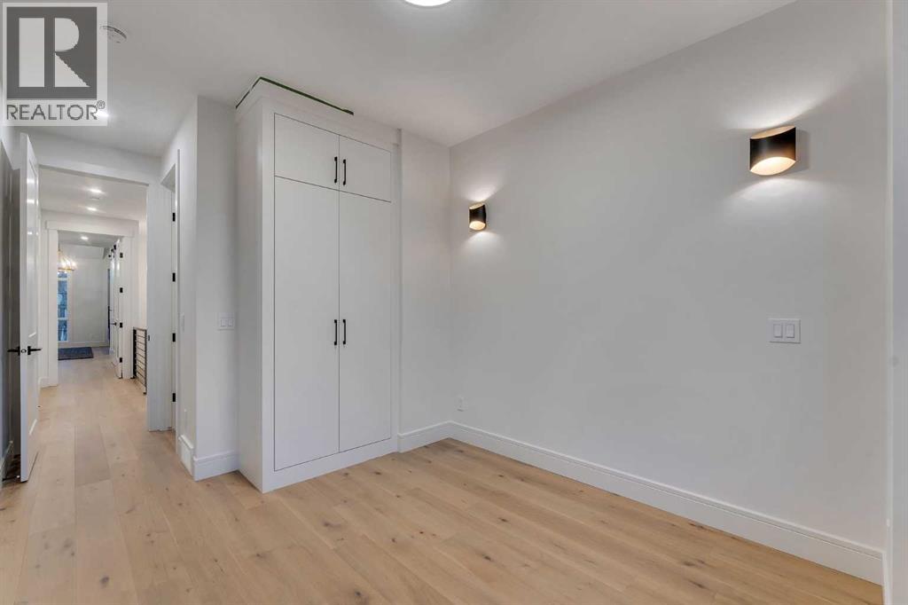 1729 19 Avenue NW - 32